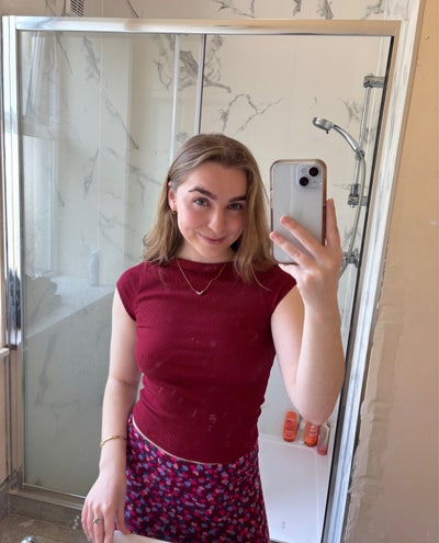 Working professional seeking double room Main Photo