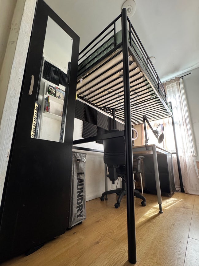 Single Room W1H — Priced to Go — Available Now Main Photo