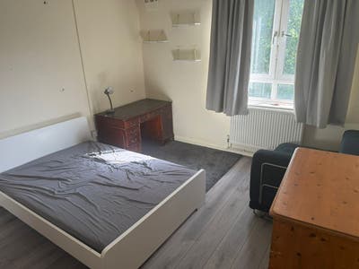 Spacious Double room in Fulham Main Photo