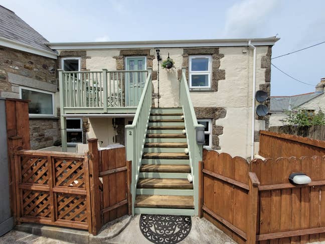 Double-Room ideal for professional lodger Main Photo