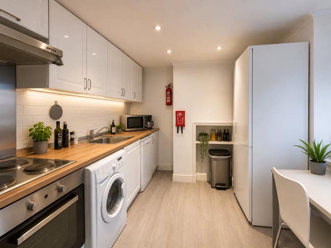 Studio Flat close to Euston & Warren Street  Main Photo