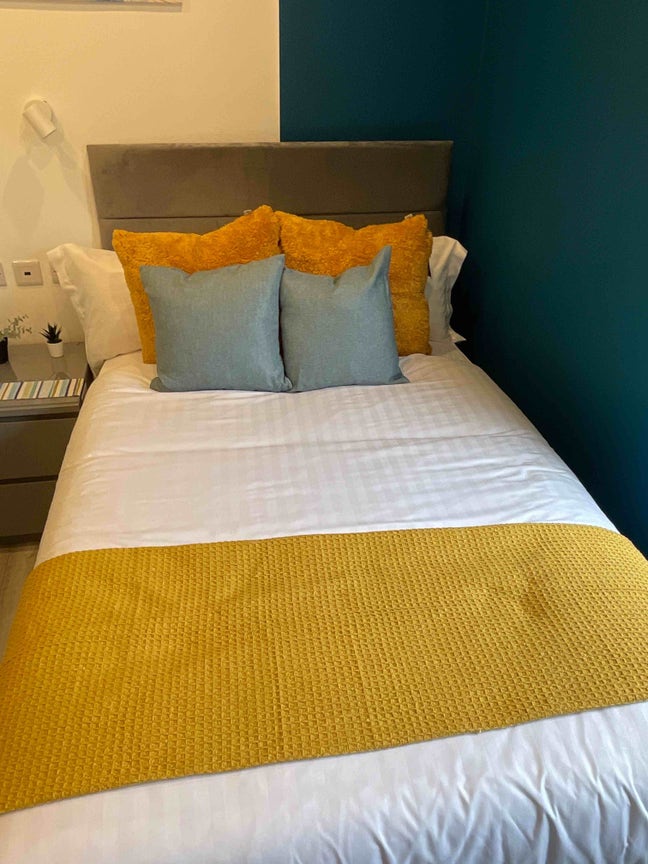 Beautiful Newly Refurbished Room Main Photo