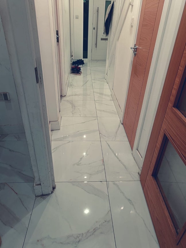 Shared room available for rent   Main Photo