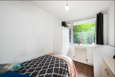 Amazing Double Room in Battersea Power Station Main Photo