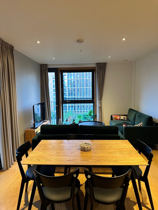 Double room in a flat with large balcony ☀️ Main Photo