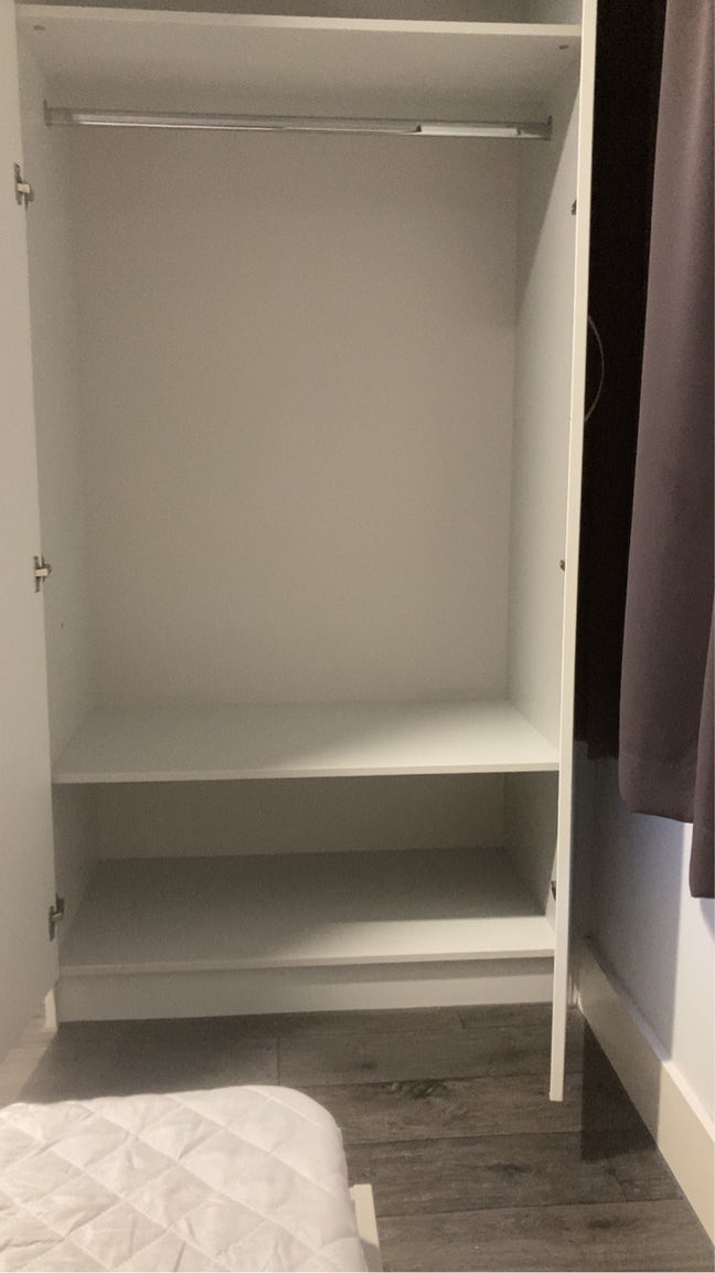 Classic en-suite &pound;146/week, all bills included Main Photo