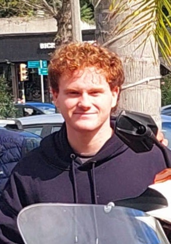 Exchange student Main Photo