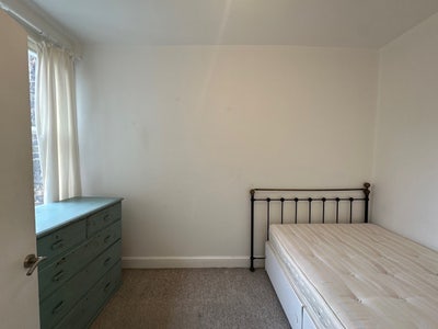 Double Bedroom in Oval 5m walk from Northern line! Main Photo