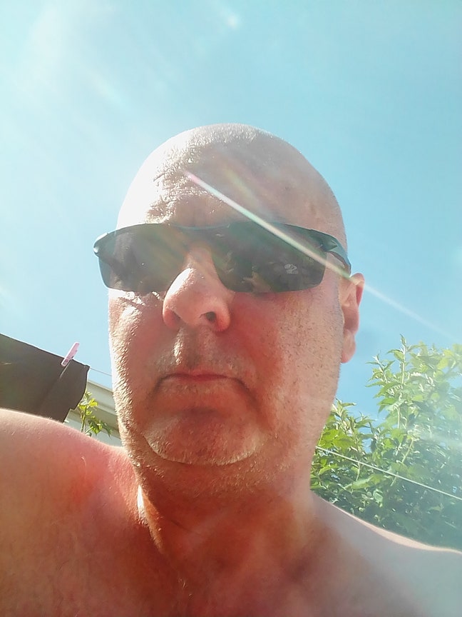 46 year old Male seeks a single or double room Main Photo