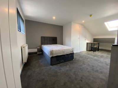 Brand New Ensuite Rooms!! Main Photo