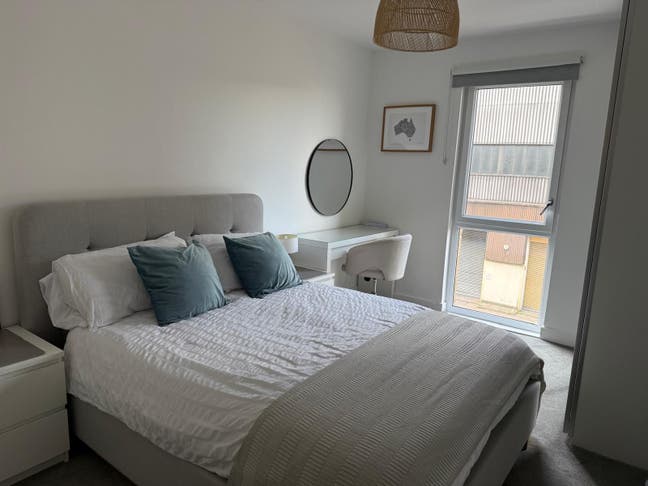 Bright Double Room with En-Suite - Blackhorse Road Main Photo