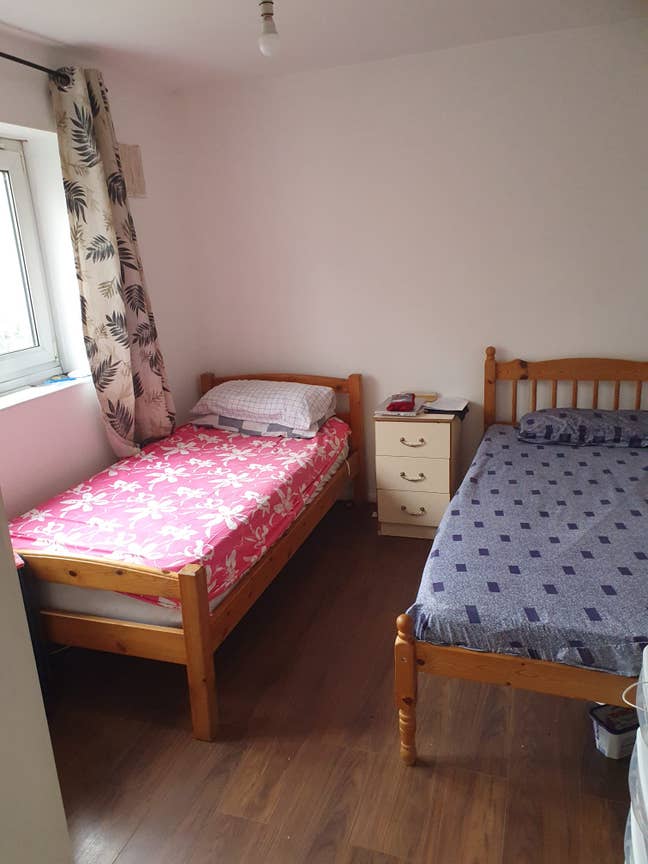 1 seat available in ed double room including food  Main Photo