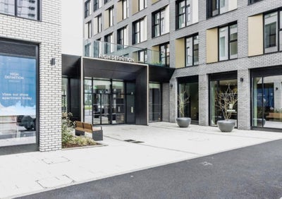 Contemporary 1 Bed Flat in MediaCity Main Photo