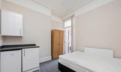 * Brand New En-Suite Property in Worthing* 16Rug Main Photo