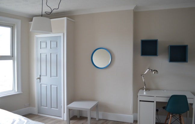    Double  room  in  5  bed  house  PL4  Main Photo