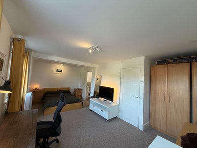 Atlantic Wharf - tenancy take over Main Photo
