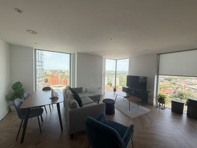 Double Room to rent at Anaconda Cut - M3 City Cent Main Photo