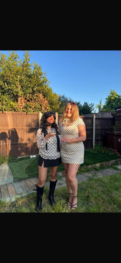 LOOKING FOR 2 GIRLS TO BUDDY UP W/ FOR FLAT SEARCH Main Photo