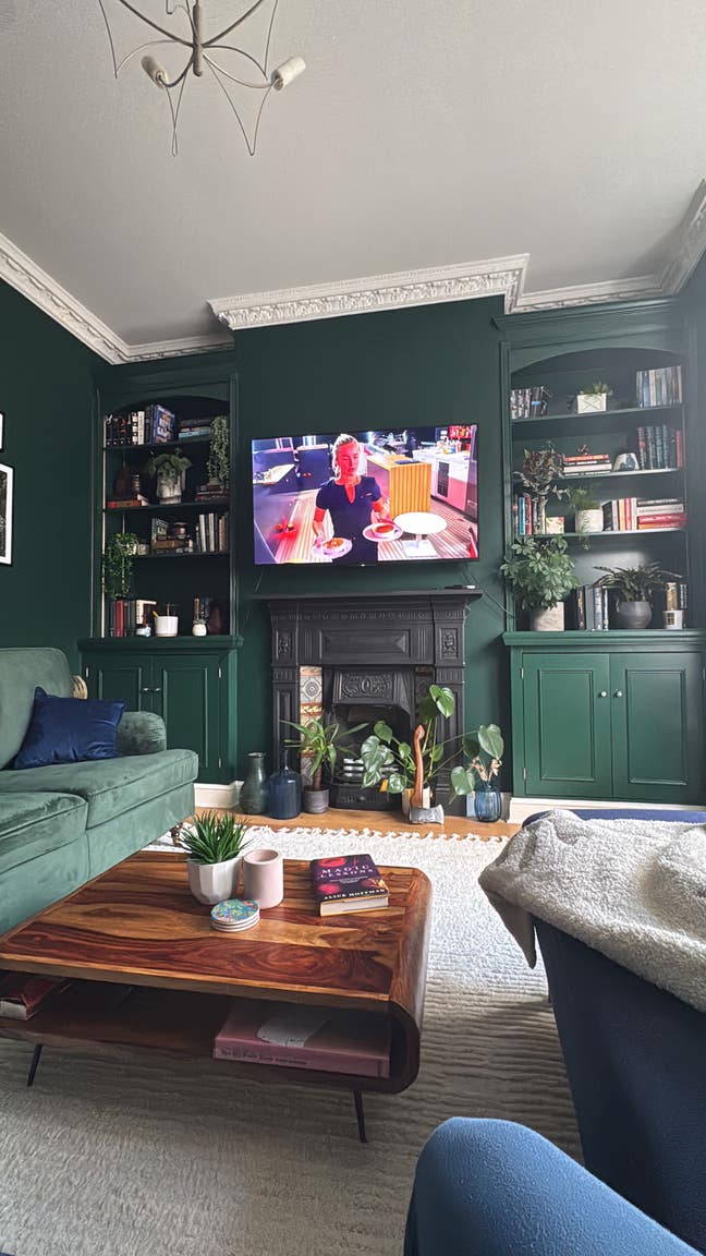 Large Double Room in Clapham South, Bills Included Main Photo