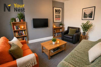 Stunning house share in Burley, close to station.  Main Photo