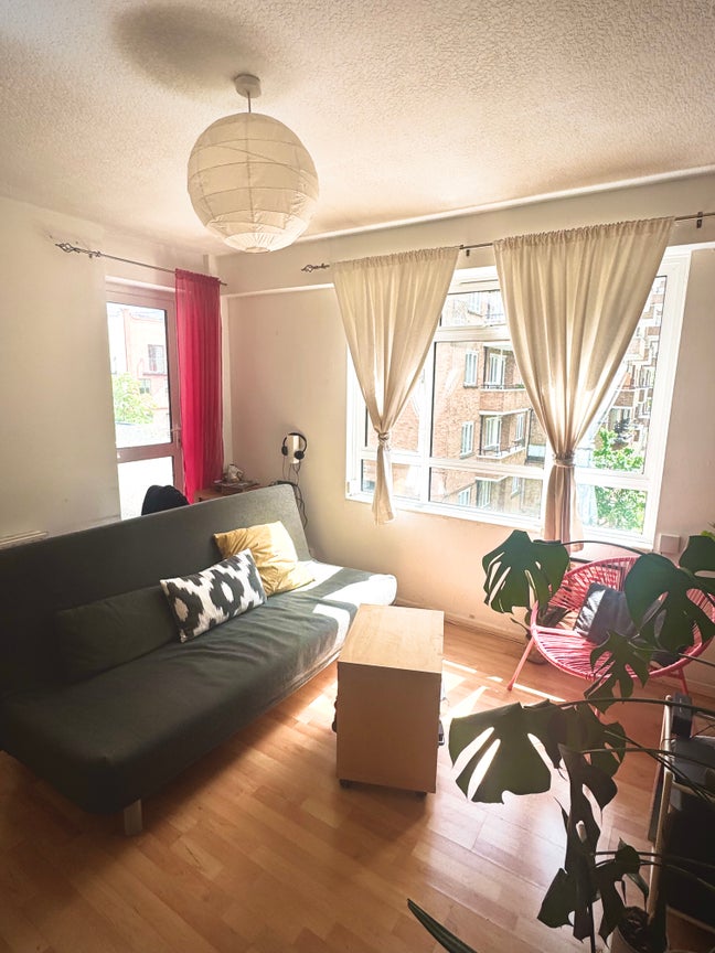 1 bedroom flat - 3mins from Southwark tube station Main Photo