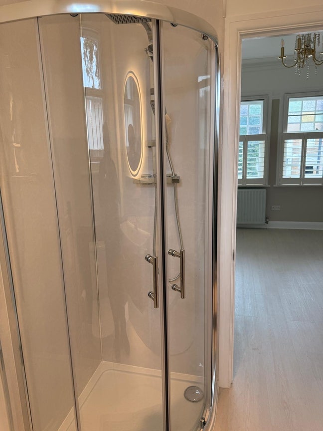 Gorgeous Double Ensuite Main Photo