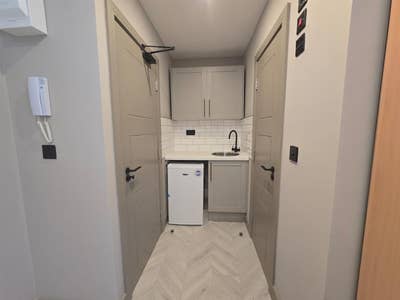 Studio Room Available – Croydon Road, Caterham CR3 Main Photo