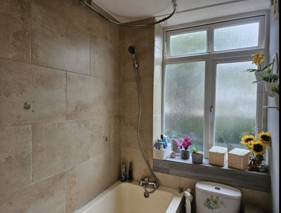 Unfurnished Large Studio  Main Photo