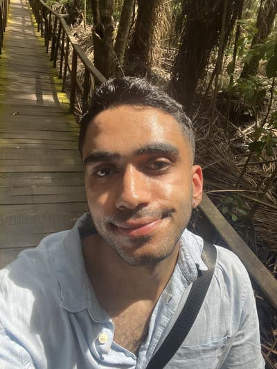Local pharmacist looking to move into the are... Main Photo