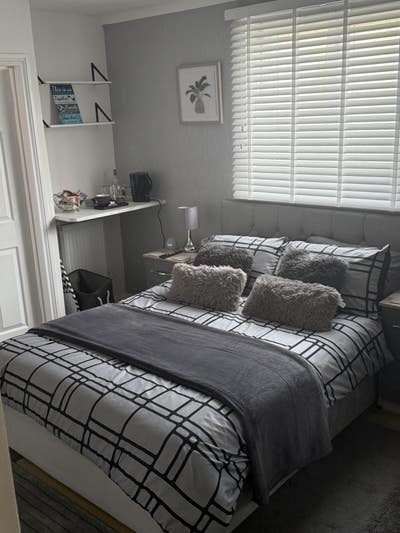 Luxury Double En-Suite Room – Monday to Friday Main Photo
