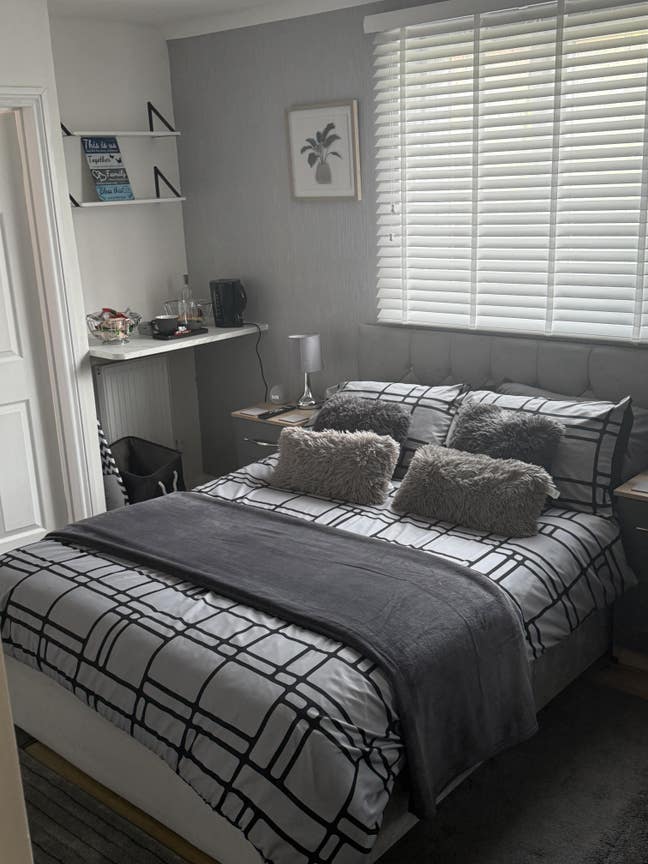 Luxury Double En-Suite Room – Monday to Friday Main Photo