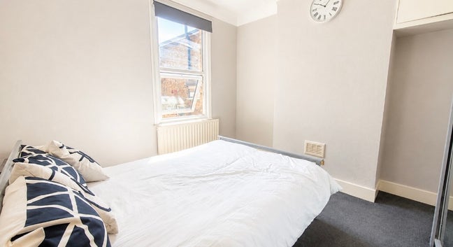 Good size double room inclusive of bills & WI-FI Main Photo
