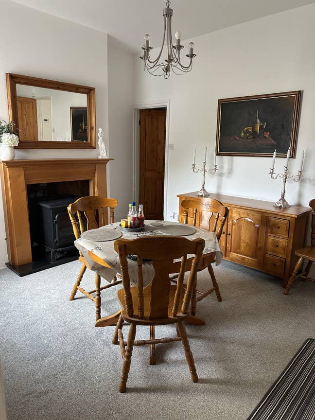Lodger wanted – WA15 Main Photo