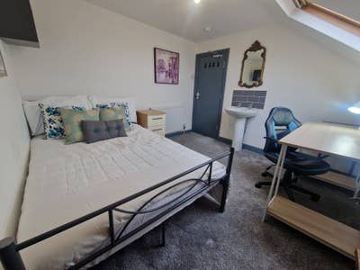 Double rooms 1st July Main Photo