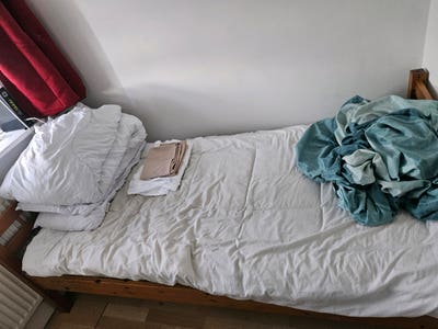 Small single room Main Photo
