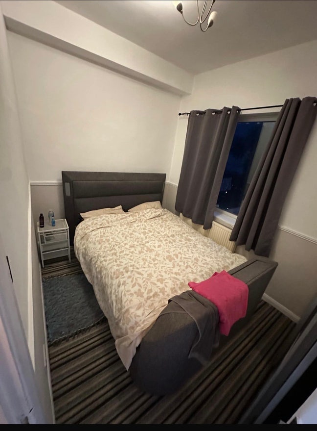 Double room short term  Main Photo