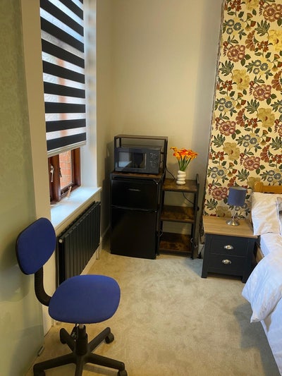 Large Room 2 Min Walk to Northampton General Hospi Main Photo