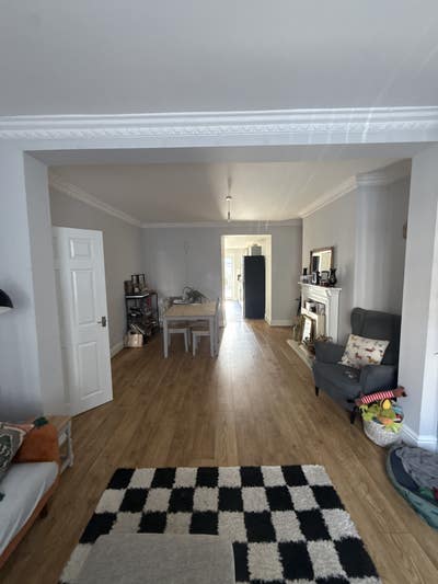 Gorgeous house in Caerphilly  Main Photo