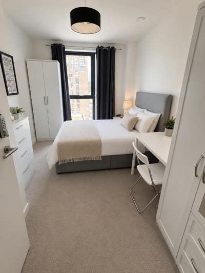Modern Room in 3-Bed Flat (Share Bathroom with 1)✨ Main Photo