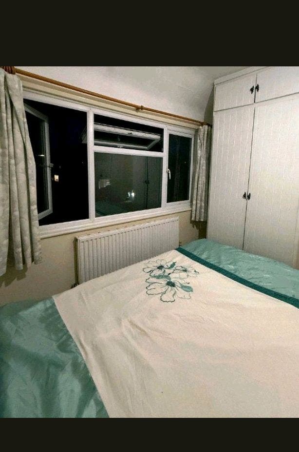 Double Bed Room Main Photo