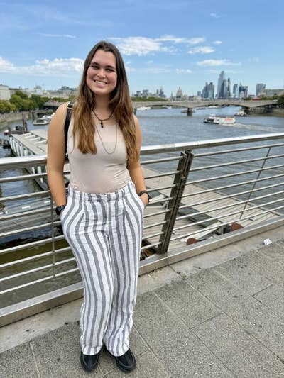 Respectful Student Looking for Summer Accomodation Main Photo