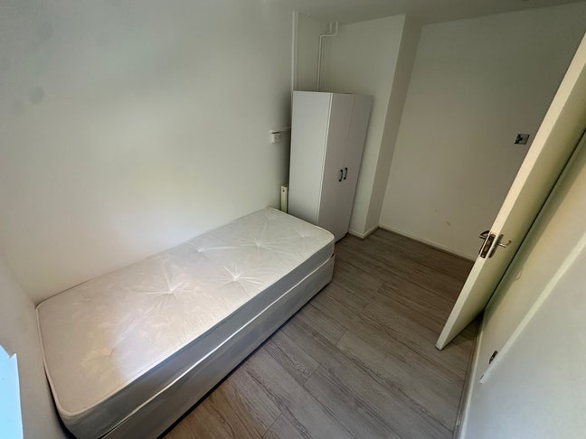 @@Brand New Double Room In Stratford@@ Main Photo