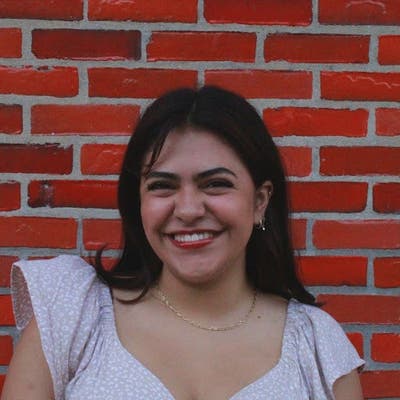Student Female seeks a double room Main Photo