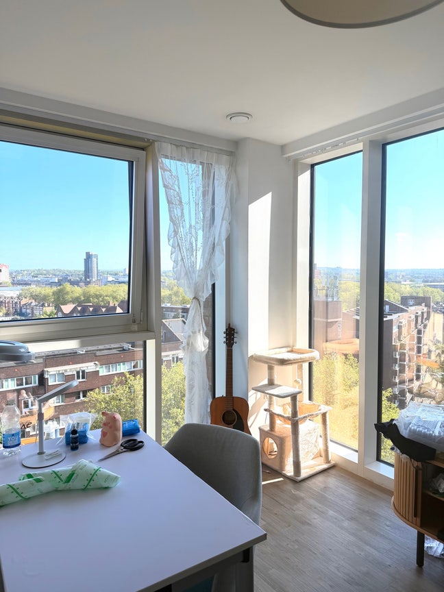 Double Room Available in Modern 2B2B Apartment  Main Photo