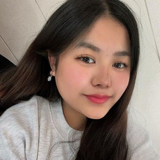 Student Female seeks a single or double room Main Photo
