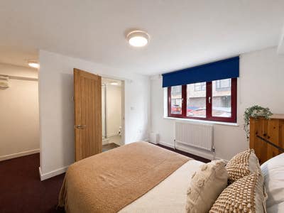 Double Room with En-Suite - All Bills Included Main Photo