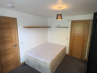 Double Room with En-suite bathroom  Main Photo