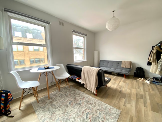 Beautiful 2 bedroom property St Pauls road! Main Photo