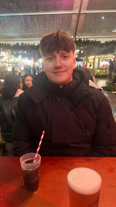 Room Wanted in Sheffield!  Main Photo