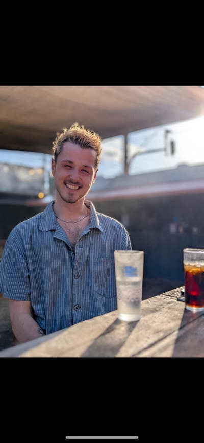 Looking for a flatshare Main Photo